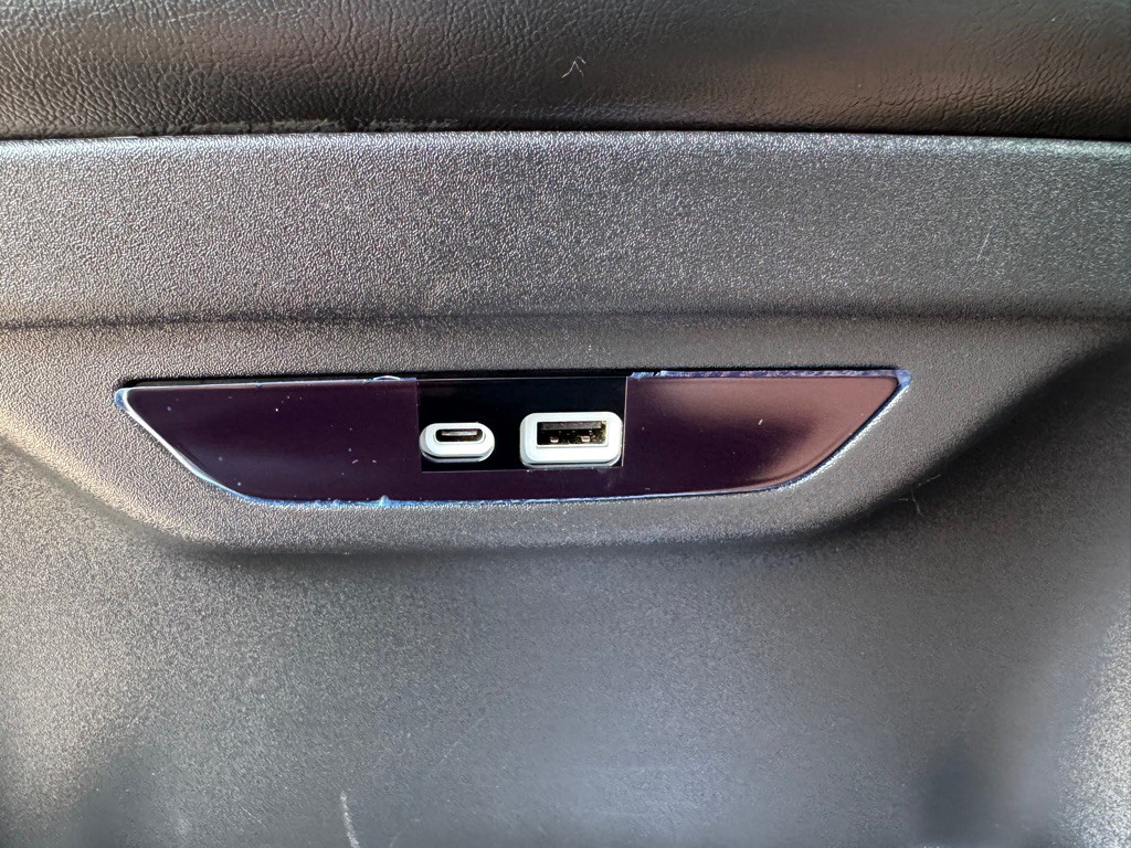 2024 Chrysler Pacifica Image 35
