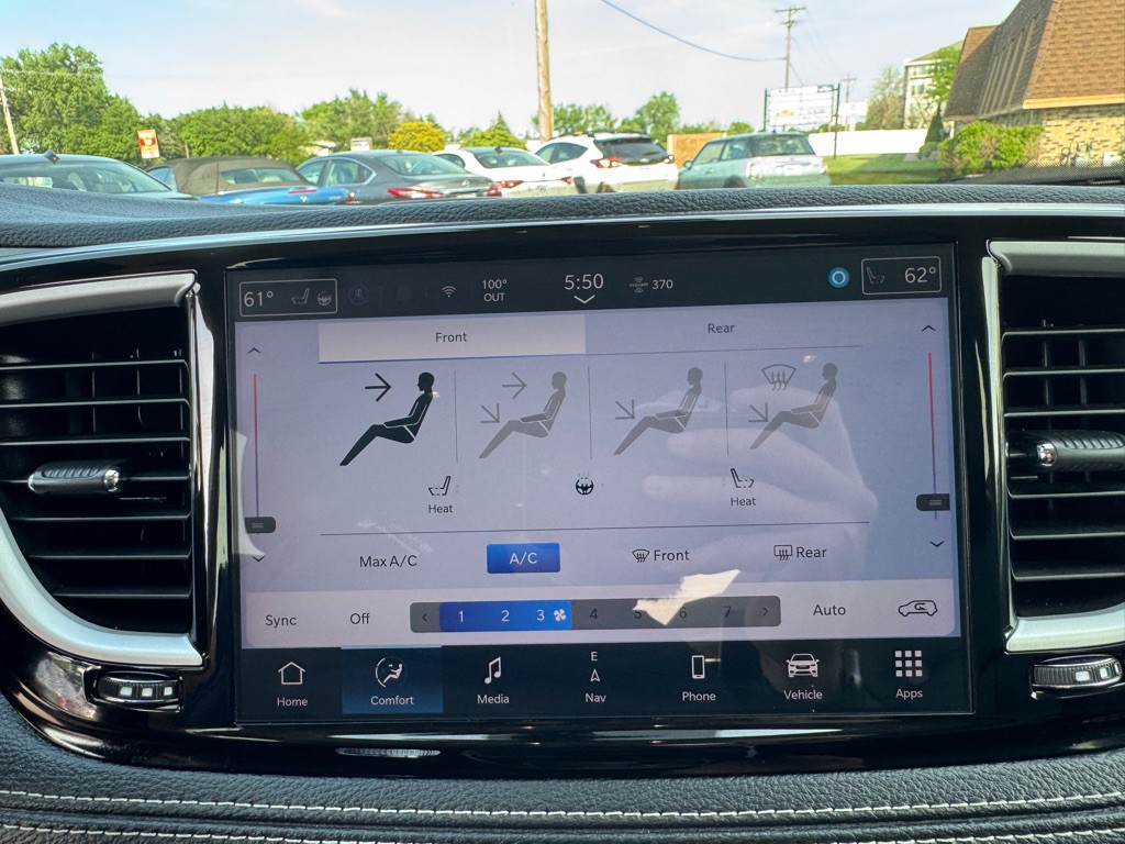 2024 Chrysler Pacifica Image 49