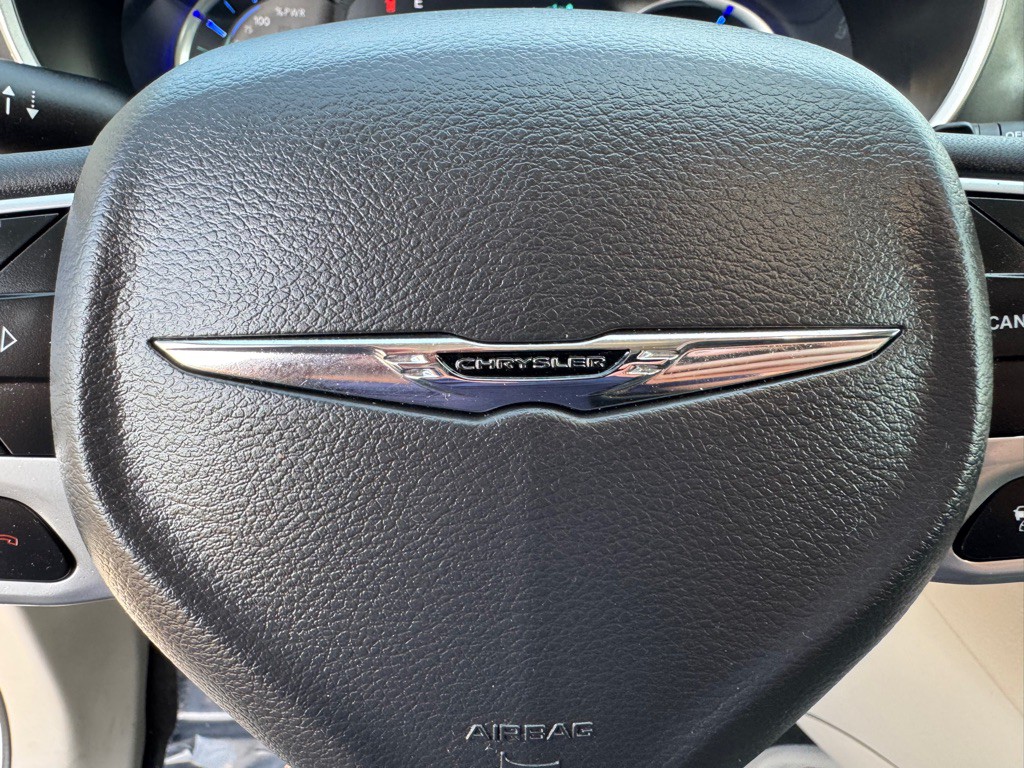 2024 Chrysler Pacifica Image 58