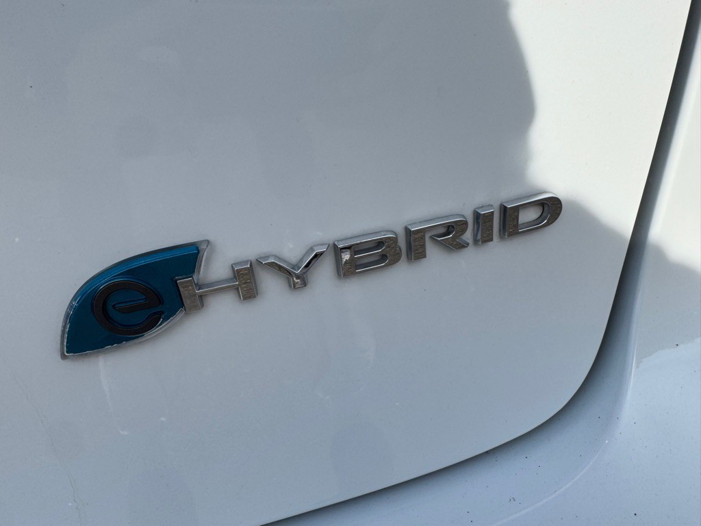 2024 Chrysler Pacifica Image 64