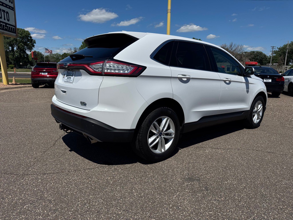 2016 Ford Edge Image 4