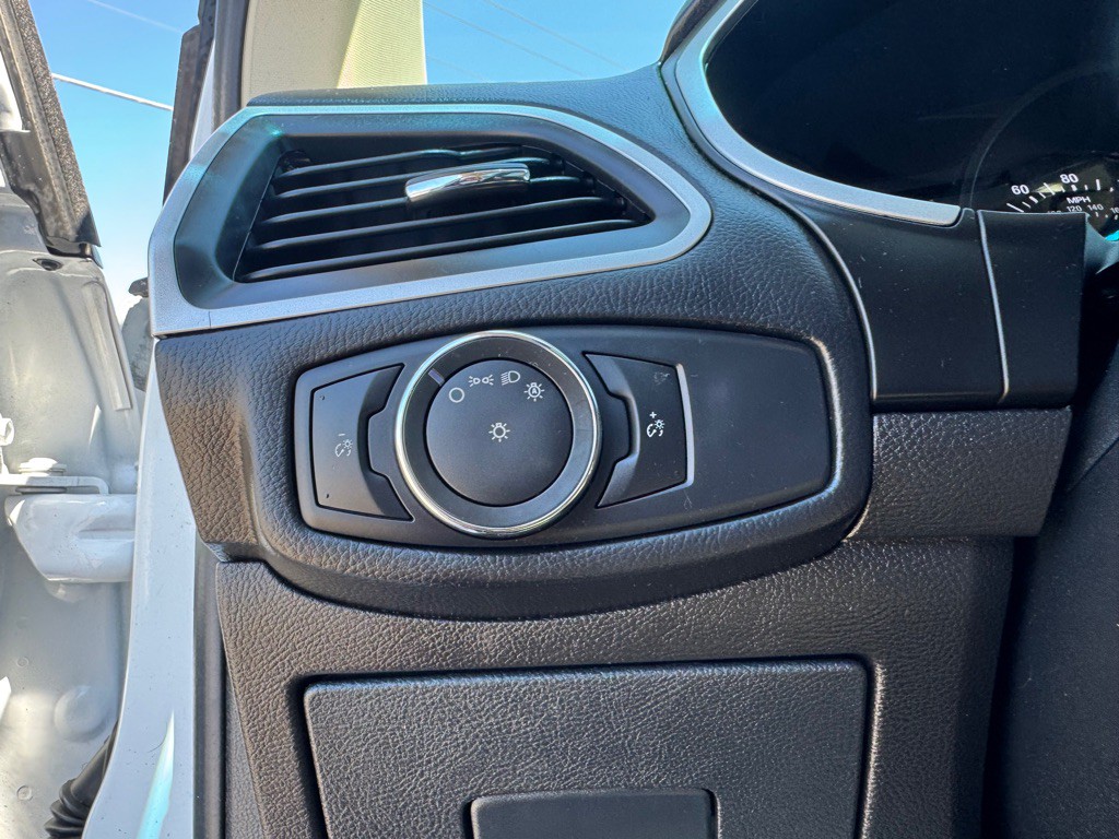 2016 Ford Edge Image 49