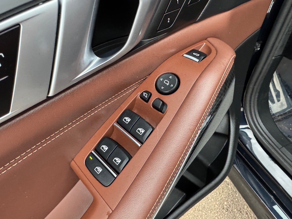 2021 BMW X5 Image 18