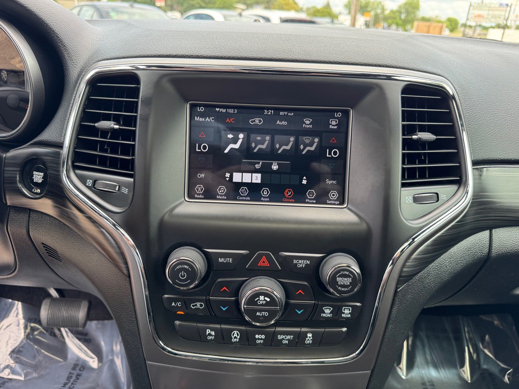 2019 Jeep Grand Cherokee Image 42