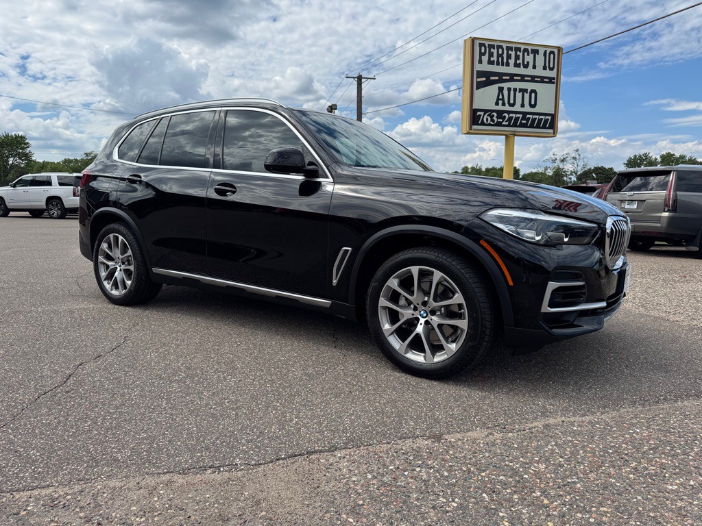 2022 BMW X5 Image 2