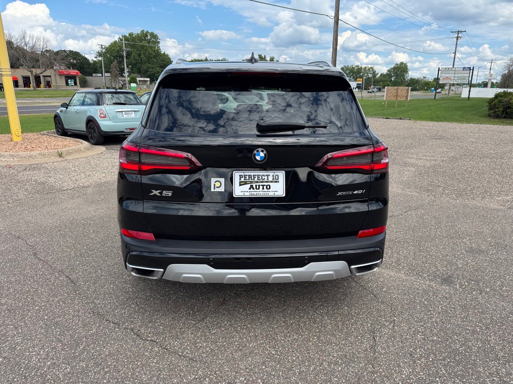 2022 BMW X5 Image 6