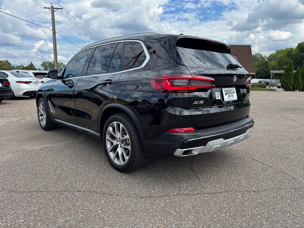2022 BMW X5 Image 7