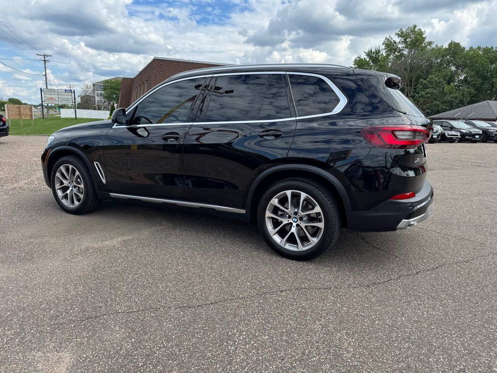 2022 BMW X5 Image 8