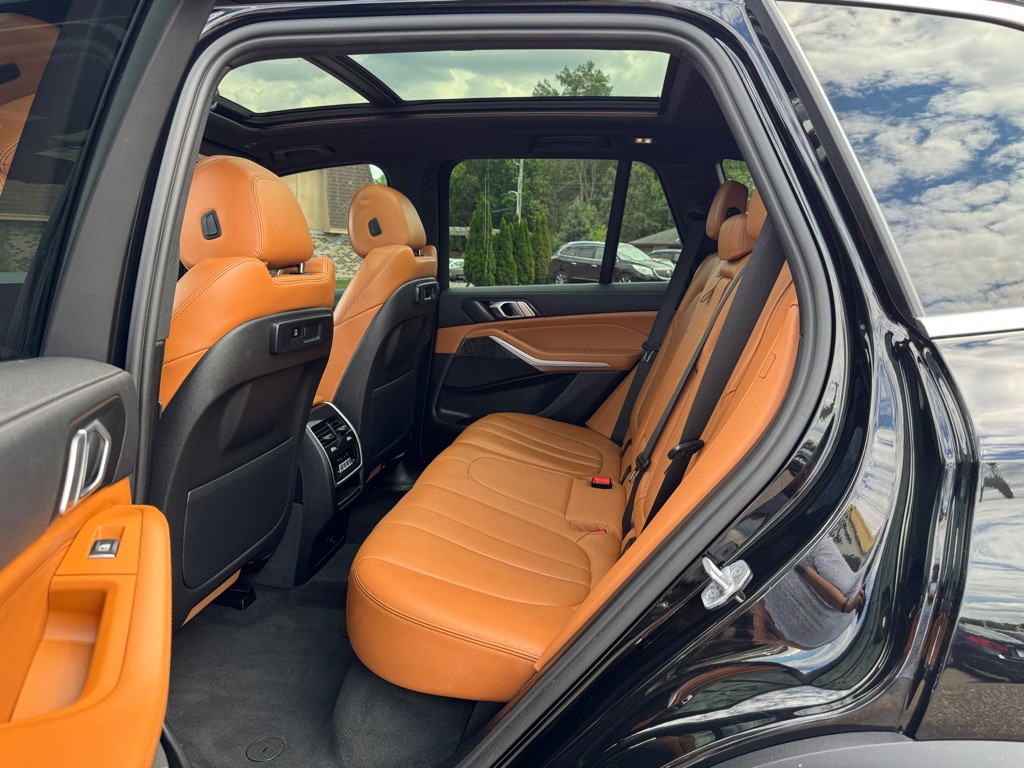 2022 BMW X5 Image 19