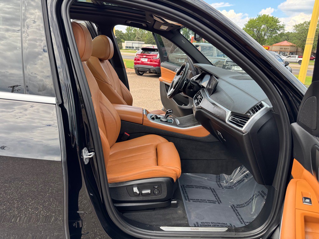 2022 BMW X5 Image 28