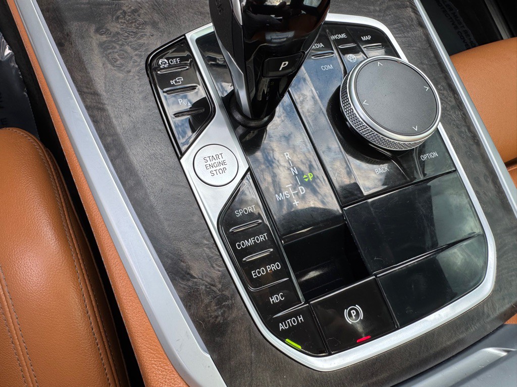 2022 BMW X5 Image 38