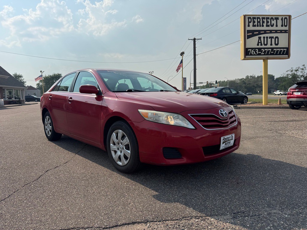 2011 Toyota Camry Image 1