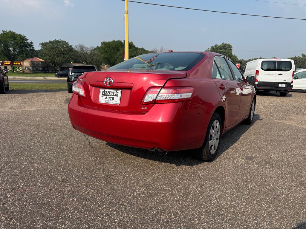 2011 Toyota Camry Image 5