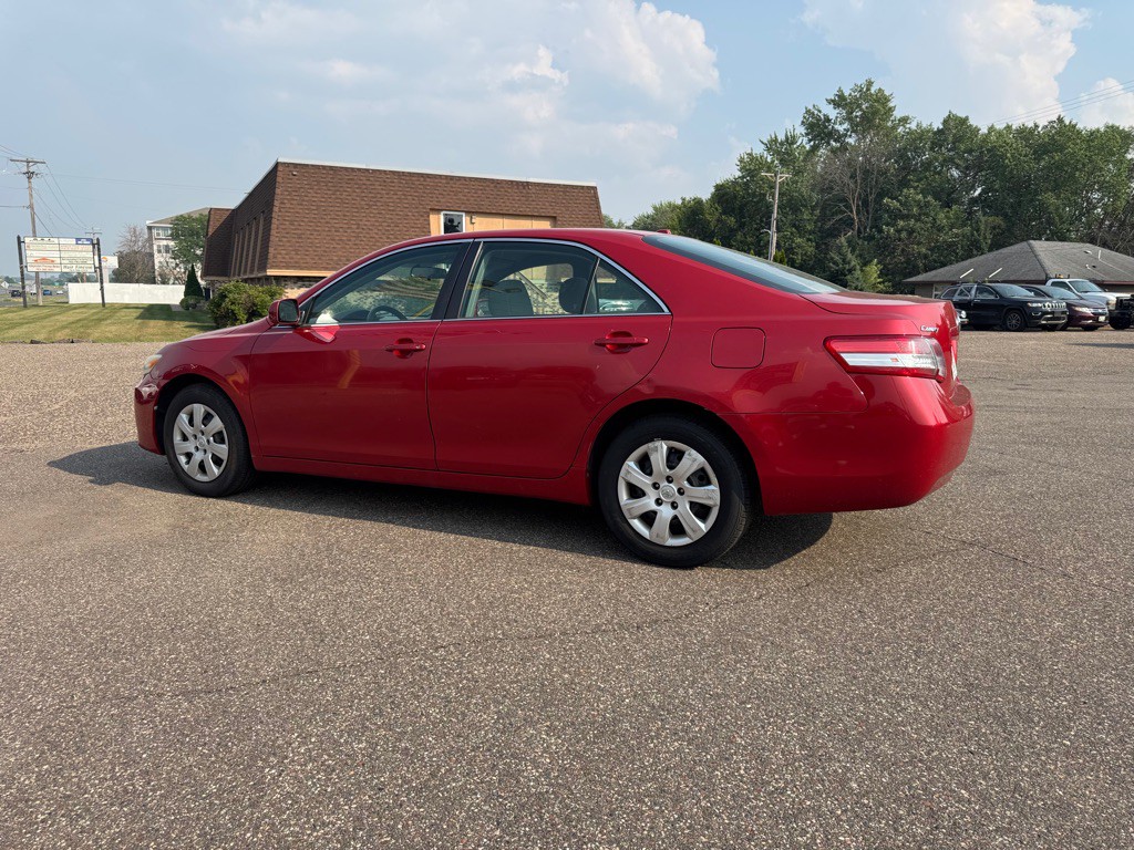 2011 Toyota Camry Image 8