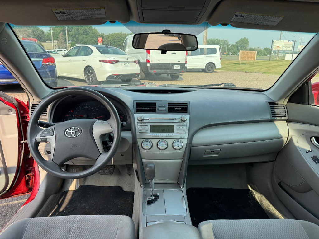 2011 Toyota Camry Image 15