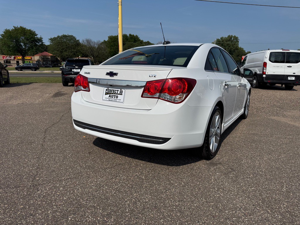 2015 Chevrolet Cruze Image 5