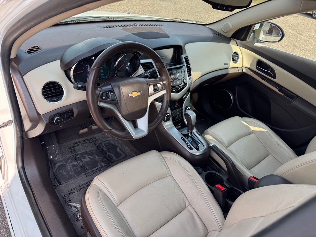 2015 Chevrolet Cruze Image 15
