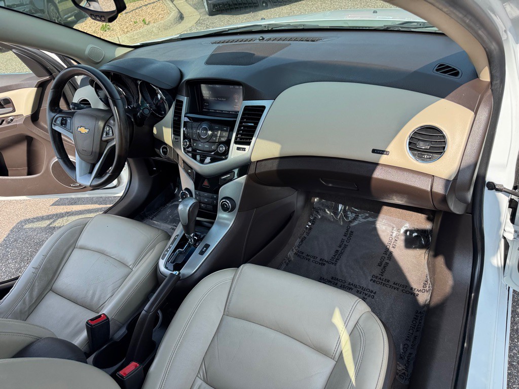 2015 Chevrolet Cruze Image 27