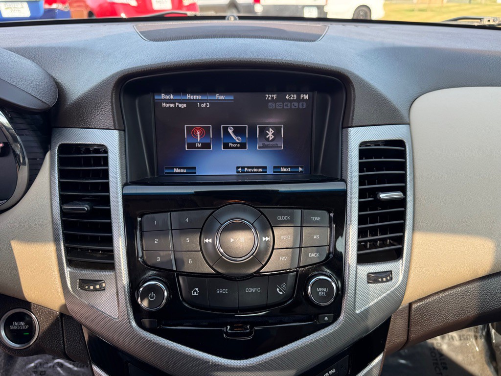 2015 Chevrolet Cruze Image 35