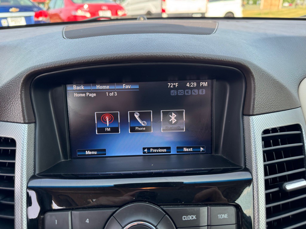 2015 Chevrolet Cruze Image 36