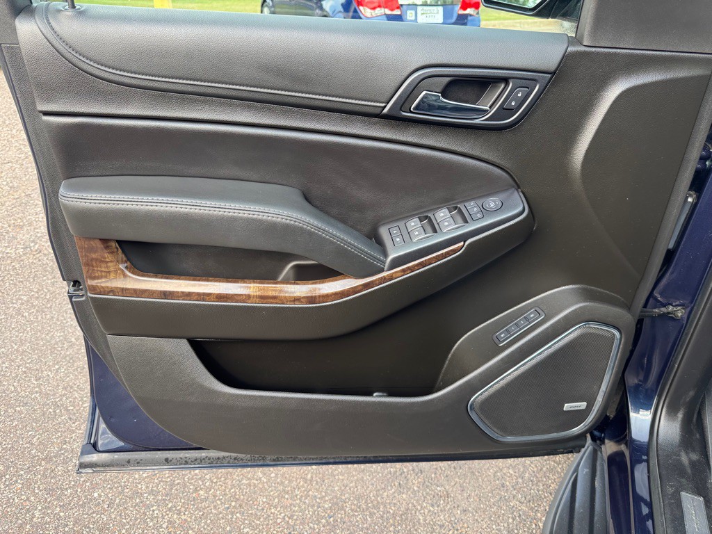 2019 Chevrolet Tahoe Image 16
