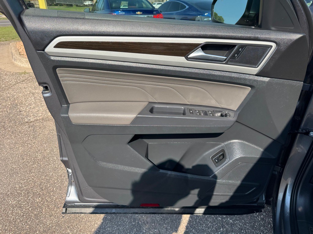 2021 Volkswagen Atlas Image 16