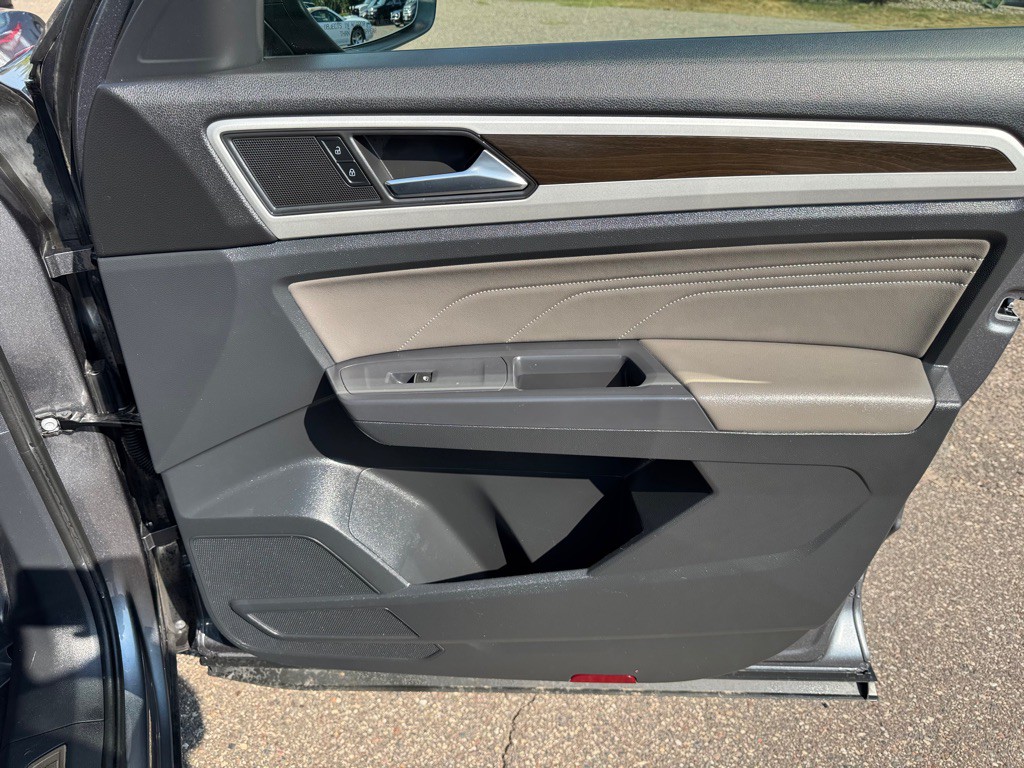 2021 Volkswagen Atlas Image 29