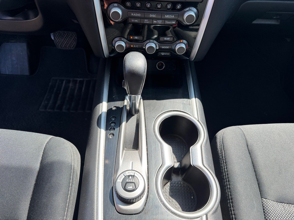 2017 Nissan Pathfinder Image 33