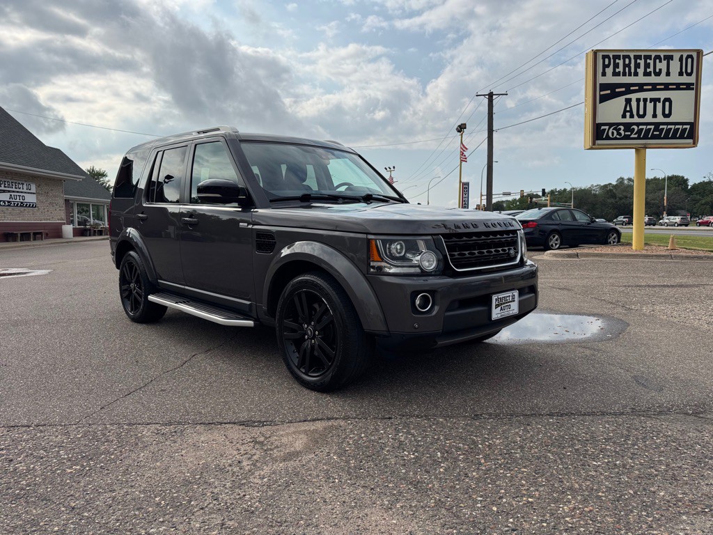 2016 Land Rover LR4 Image 1