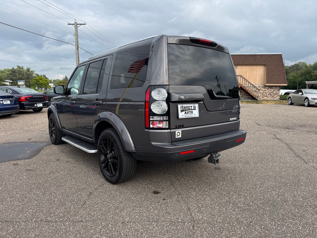 2016 Land Rover LR4 Image 7