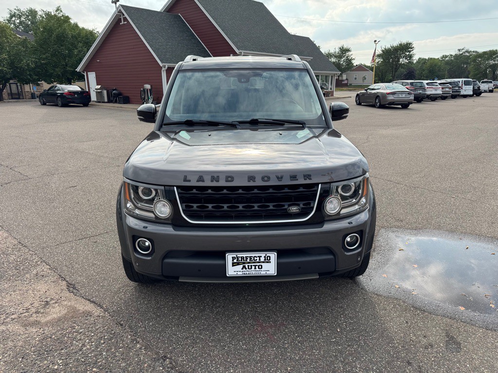 2016 Land Rover LR4 Image 12