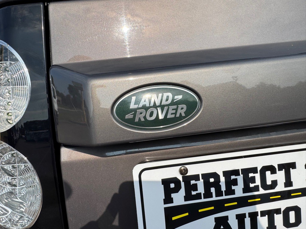 2016 Land Rover LR4 Image 54