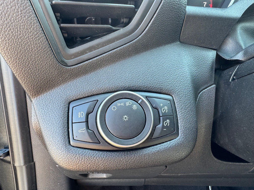 2018 Ford Escape Image 39