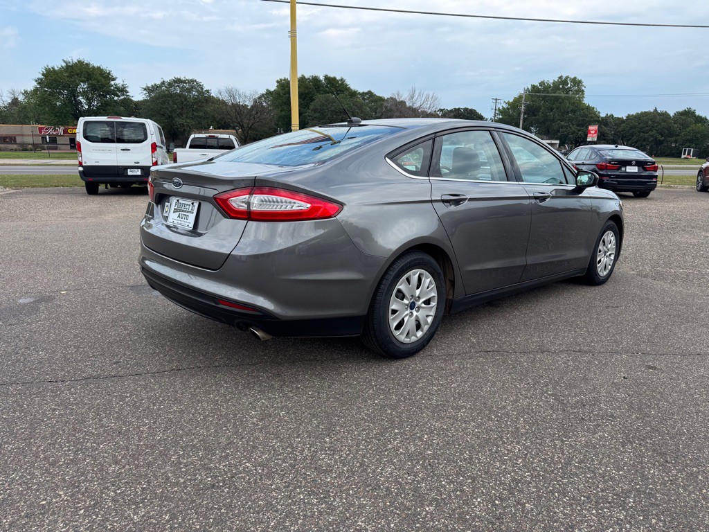 2013 Ford Fusion Image 4