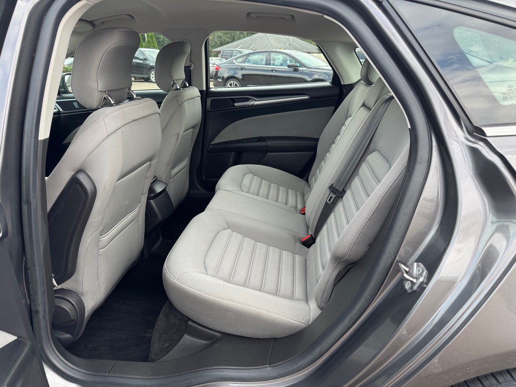 2013 Ford Fusion Image 17