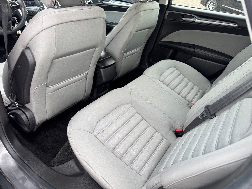 2013 Ford Fusion Image 18