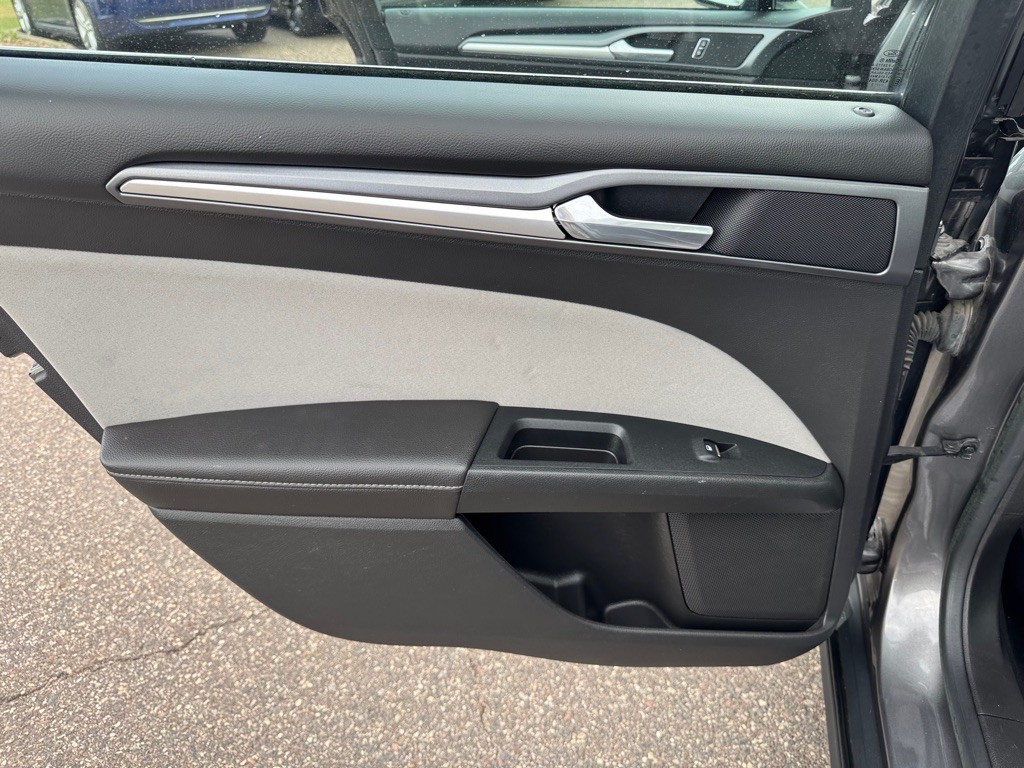 2013 Ford Fusion Image 19