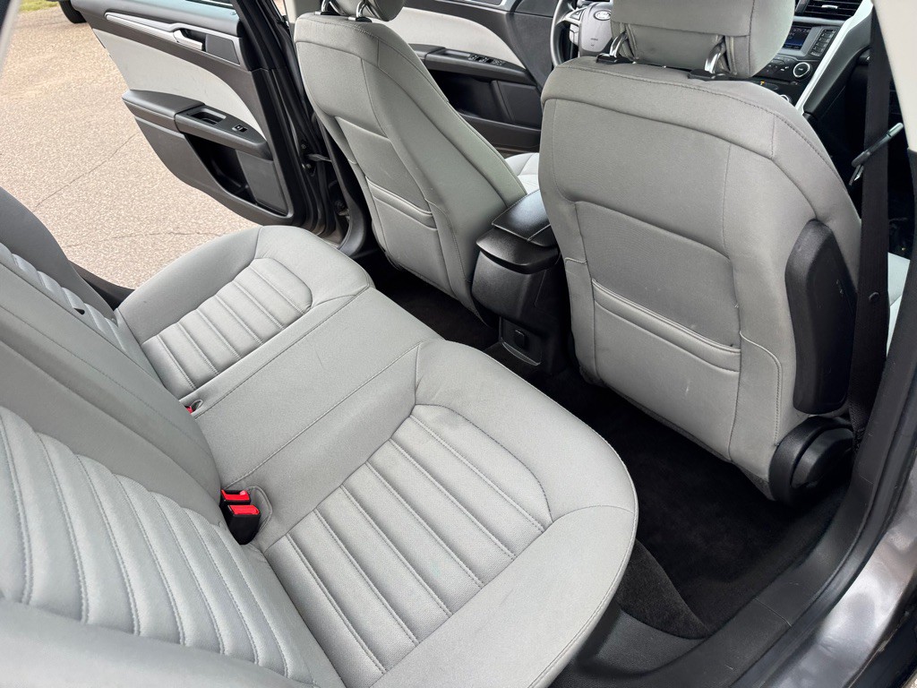 2013 Ford Fusion Image 22