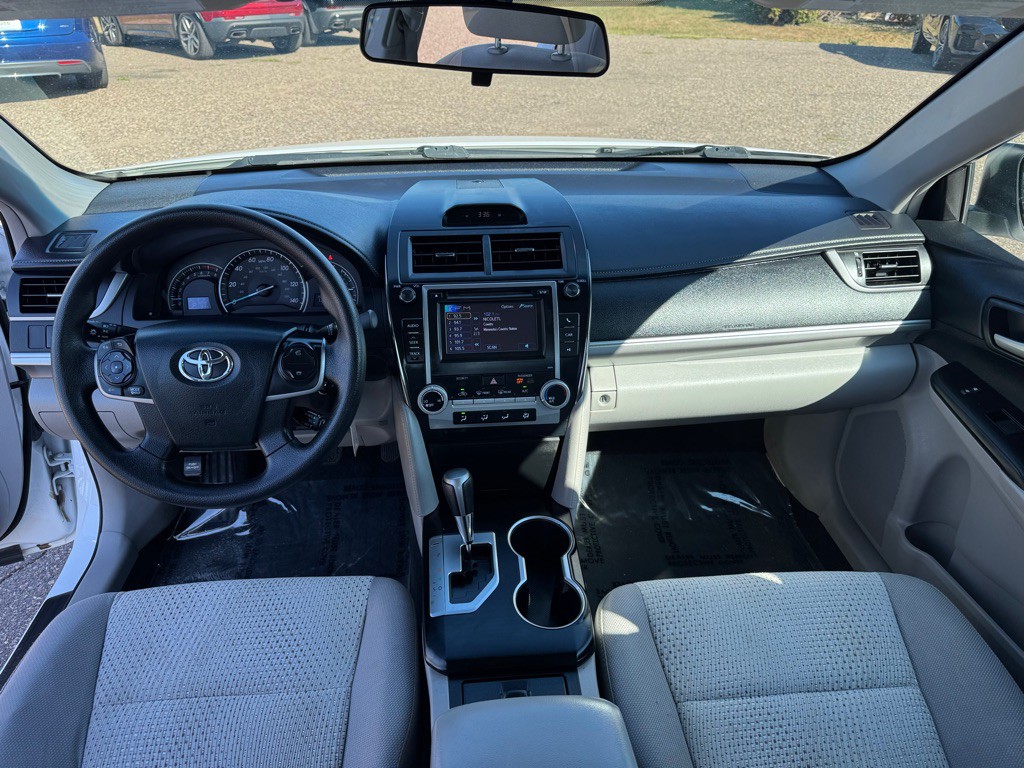 2013 Toyota Camry Image 27