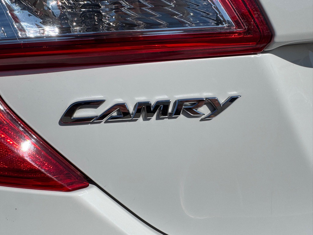 2013 Toyota Camry Image 36