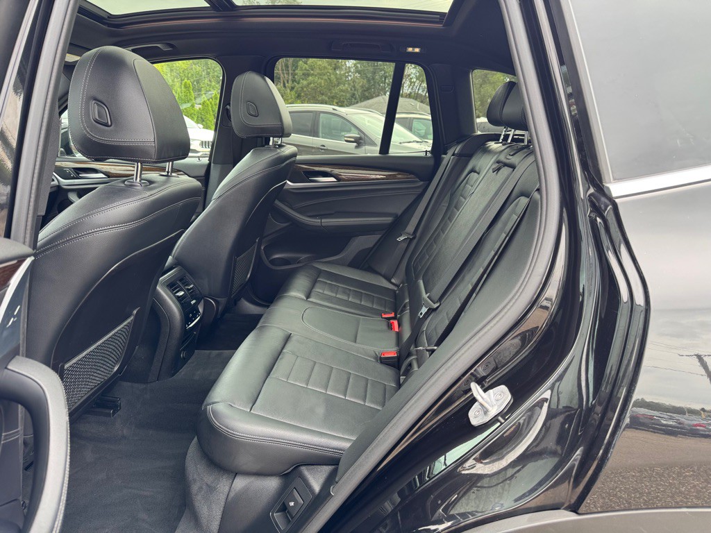 2019 BMW X3 Image 17