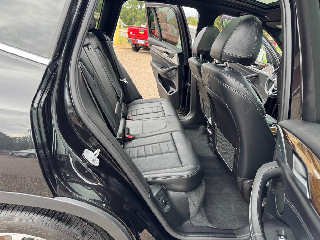 2019 BMW X3 Image 23