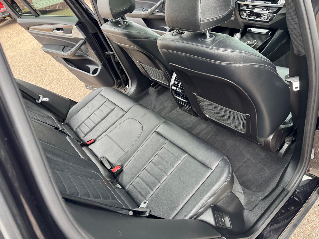 2019 BMW X3 Image 24
