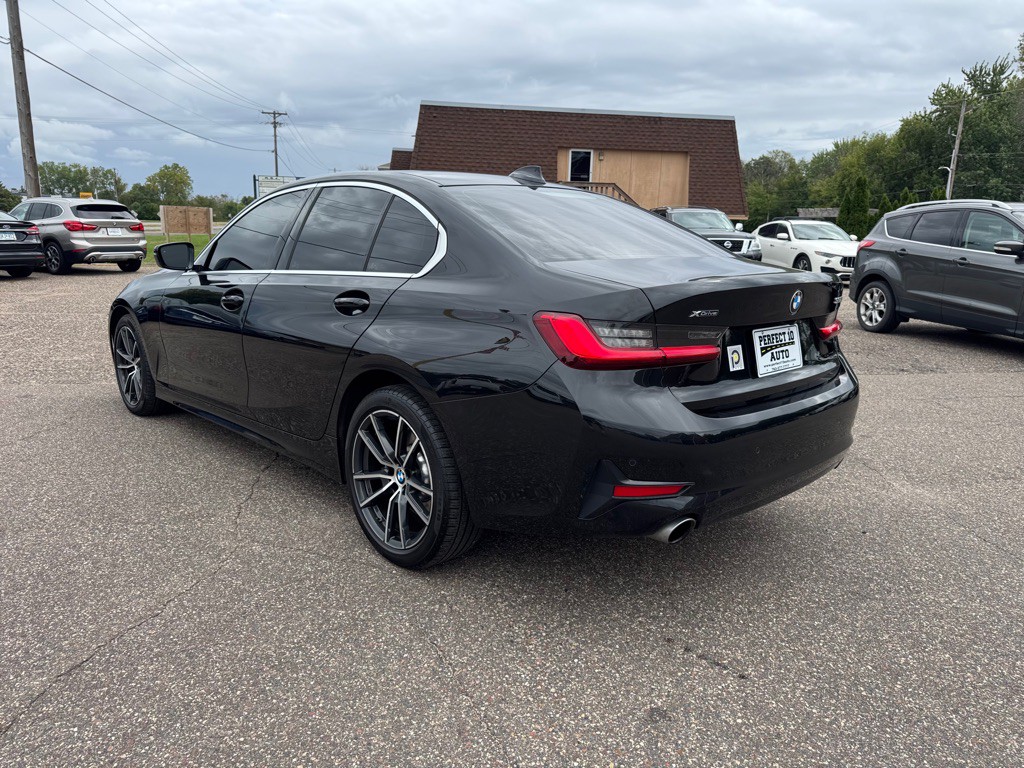2019 BMW 3 Series Image 7