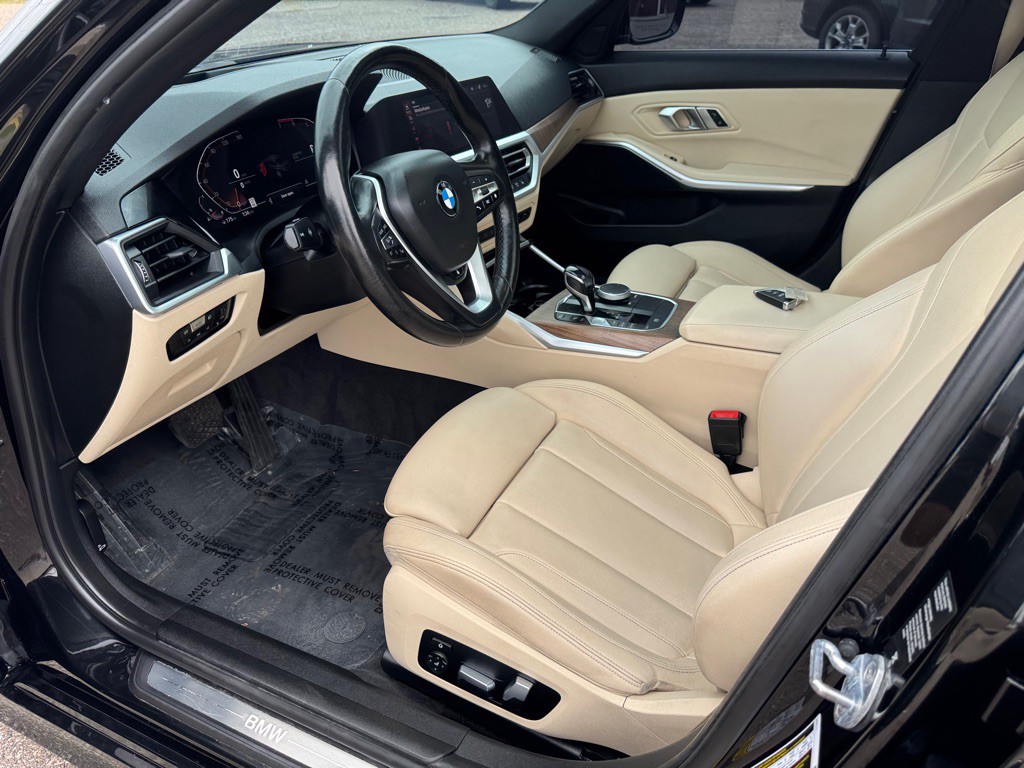 2019 BMW 3 Series Image 14