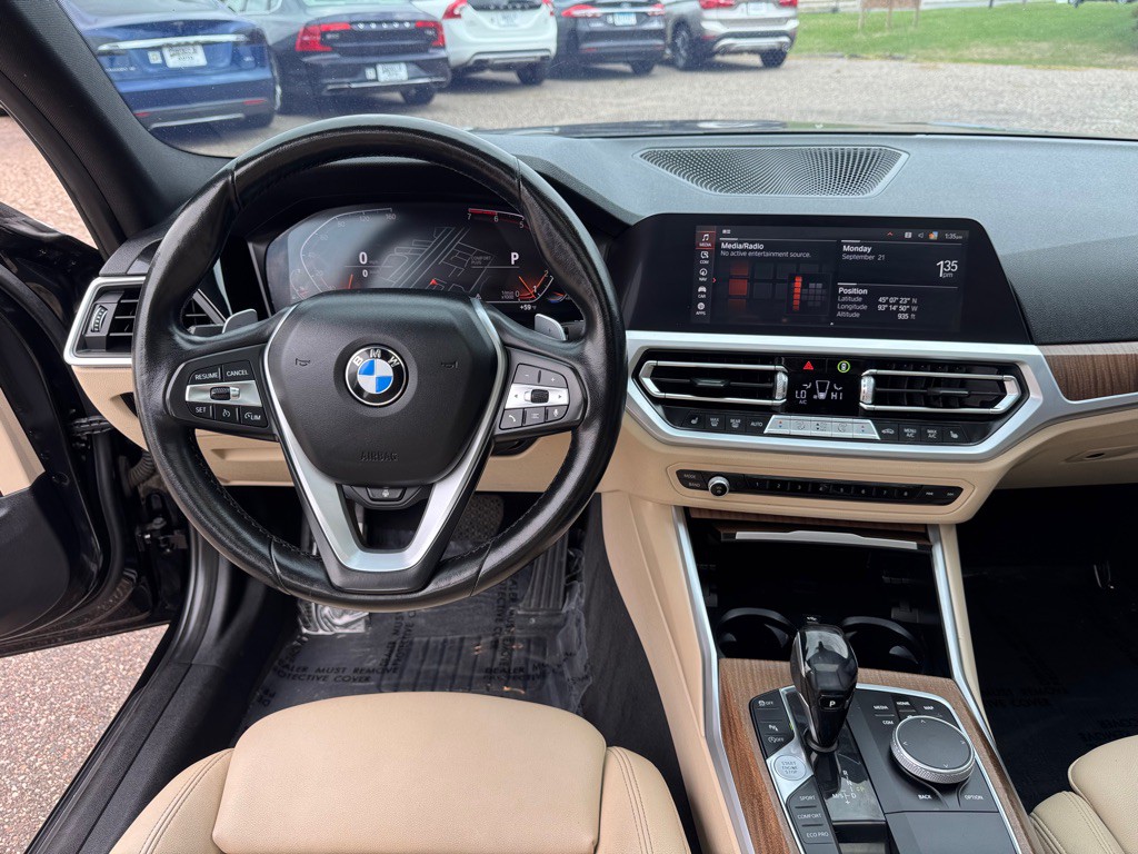 2019 BMW 3 Series Image 30