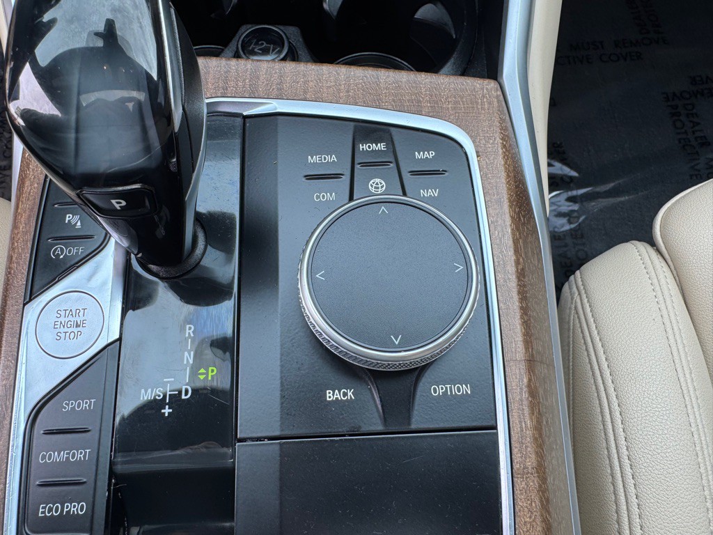 2019 BMW 3 Series Image 35