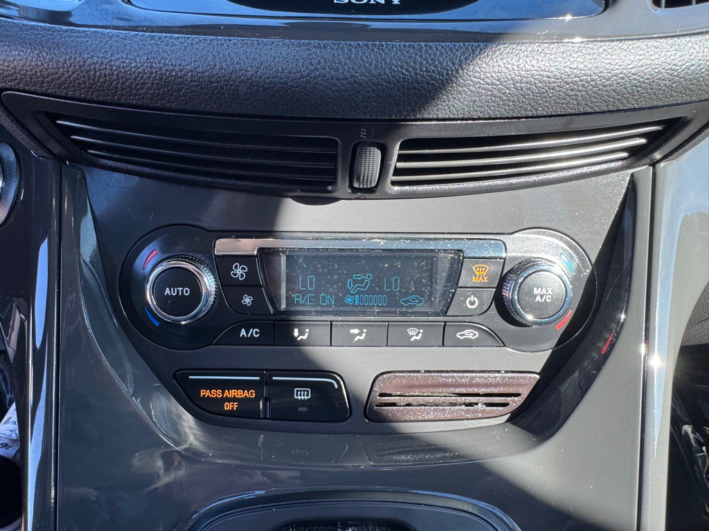 2016 Ford Escape Image 36