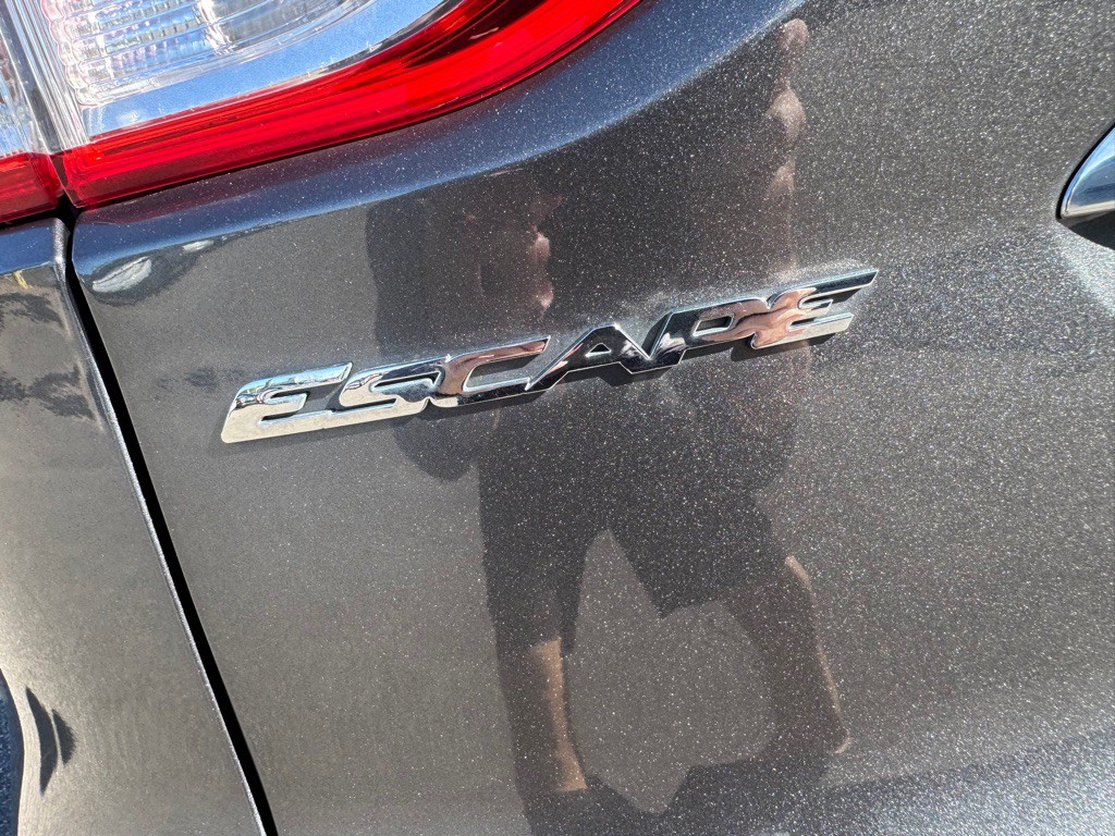 2016 Ford Escape Image 50