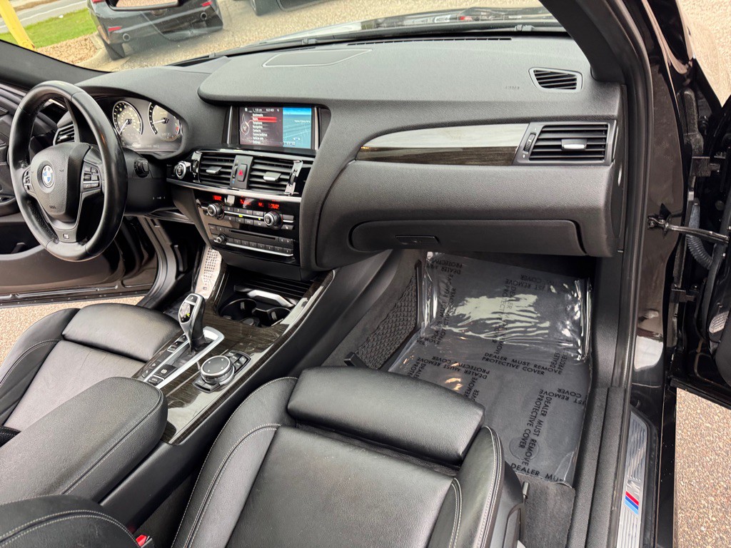 2015 BMW X4 Image 28